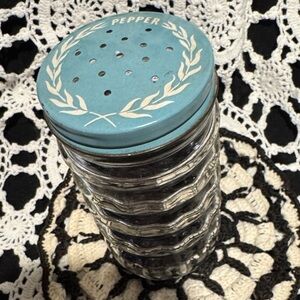 Vintage Anchor Hocking Pepper Ribbed Glass Shaker with Turquoise Metal Lid